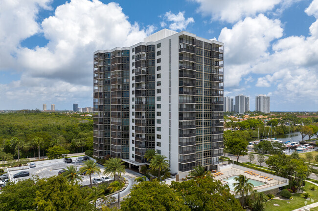 Building Photo - Coronado Towers