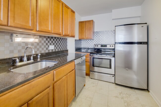 Foto del edificio - 5415 N Sheridan Rd