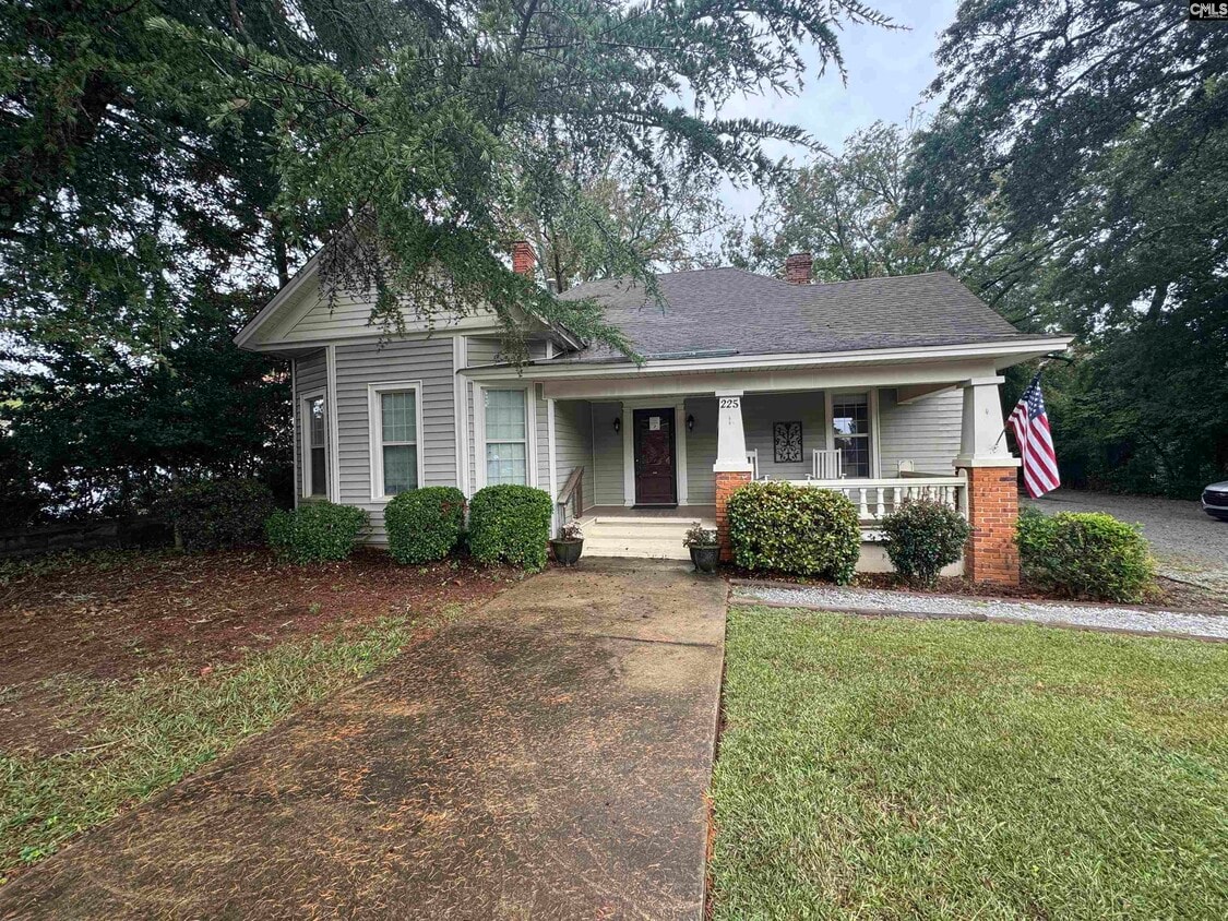 Foto principal - 225 Columbia Ave