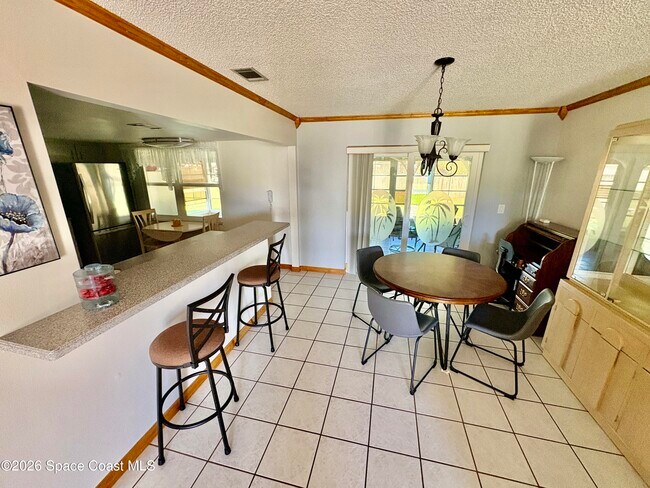 Foto del edificio - 585 Crystal Mist Rd NW