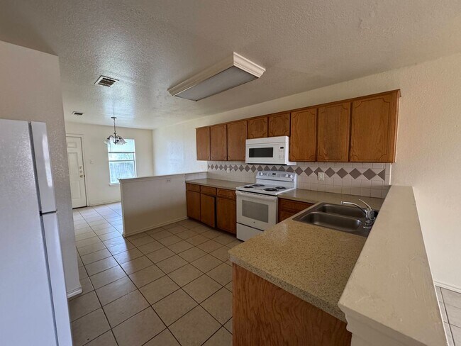 Foto del edificio - 1300 Dugger Cir