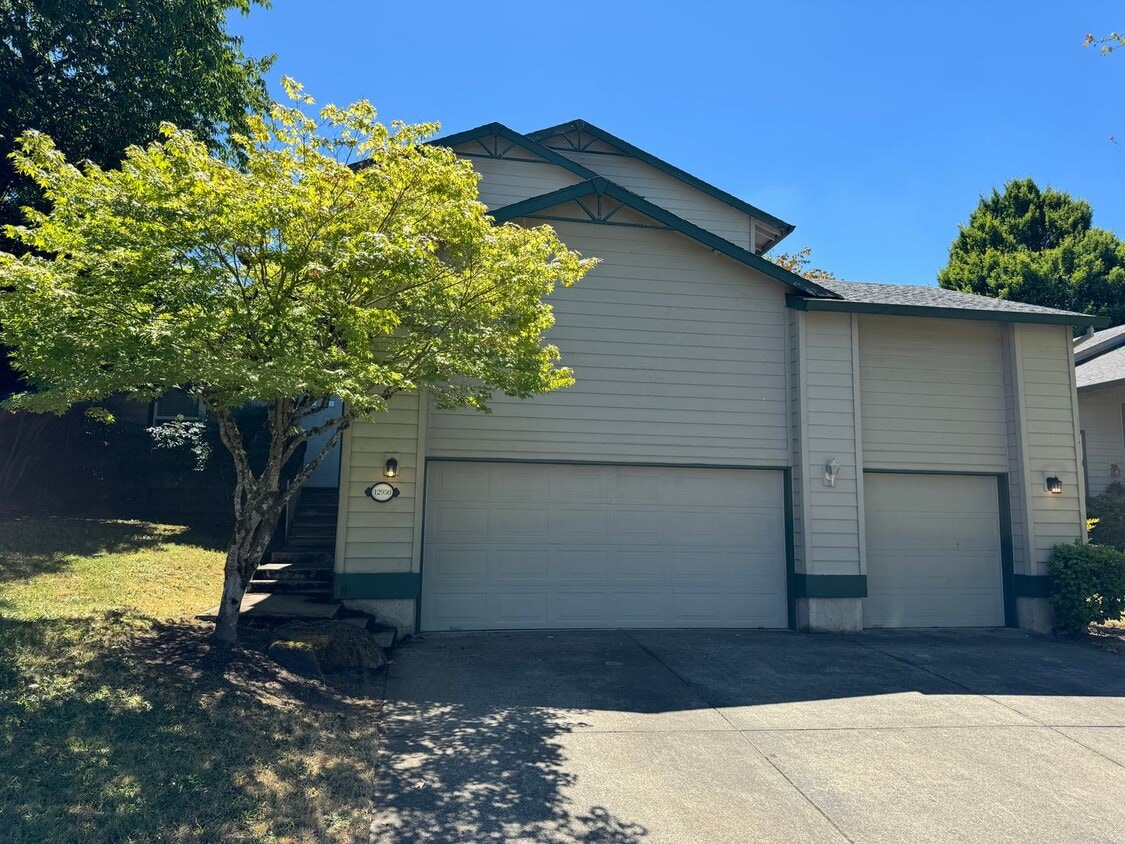 Primary Photo - 12950 SW Mayview Way