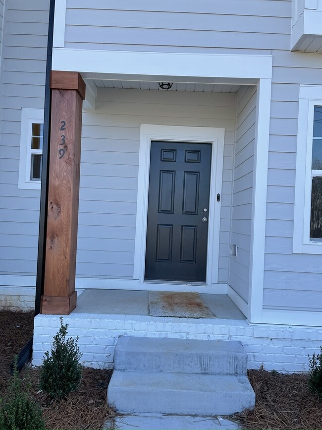 Photo - 239Keener House