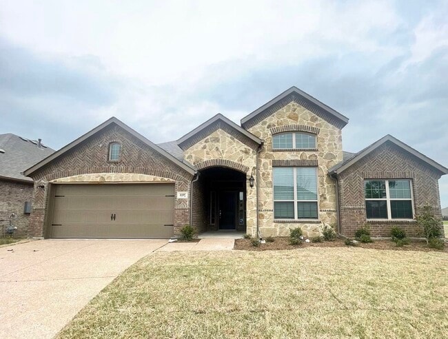 Building Photo - 3002 Pronghorn Dr
