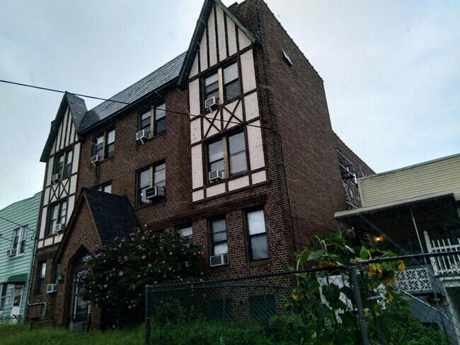 Foto del edificio - 901 Grand Ave