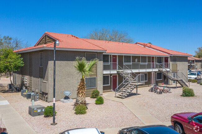 Exterior - Williams Gateway Apartments