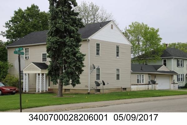 Primary Photo - 1813 E High St