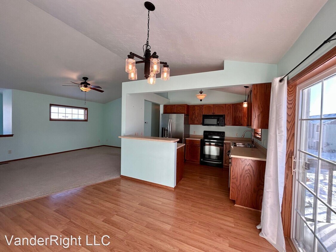 Primary Photo - 2 br, 1 bath House - 1419 N Conifer Pl