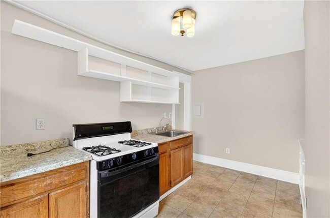 Building Photo - 1089 Colquitt Ave NE