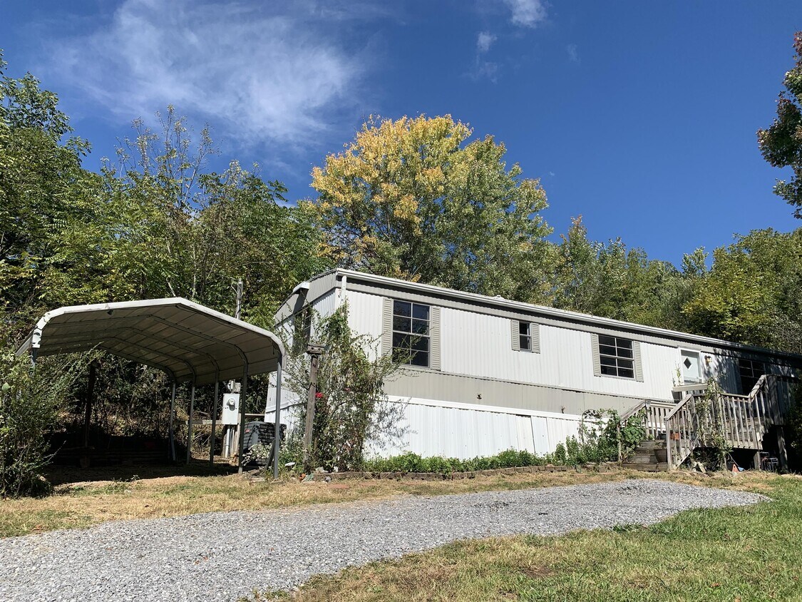 157 Dillingham Cir, Asheville, NC 28805 House Rental in Asheville, NC