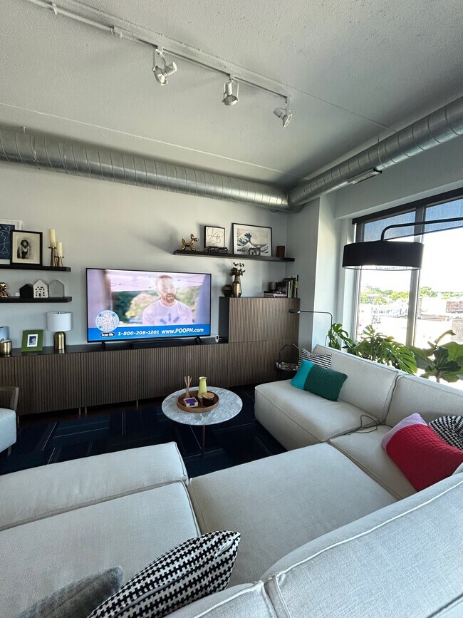 Foto del edificio - 4814 N Clark St