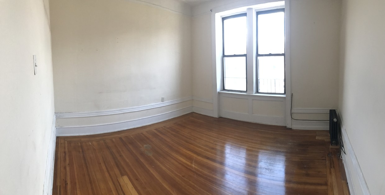 Foto principal - 160 W 231st St