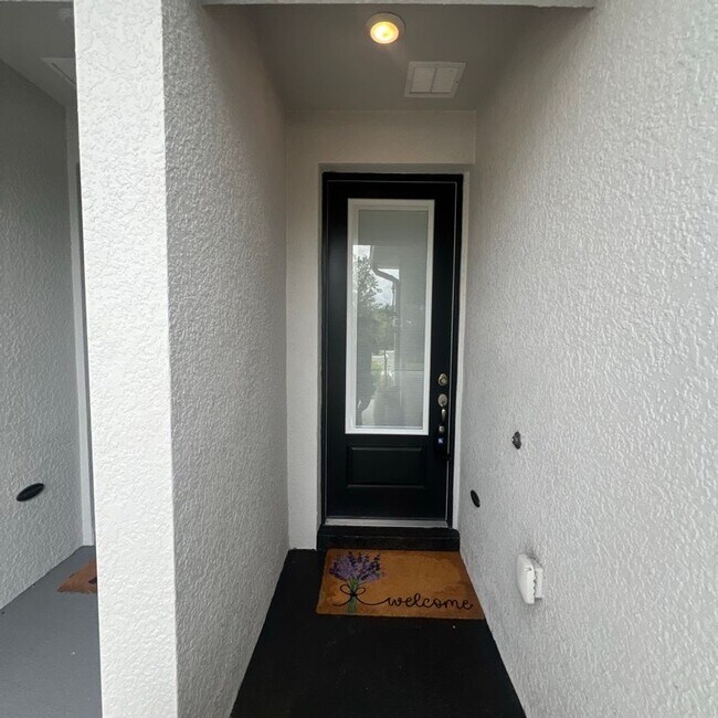 Building Photo - Luxurious Carrabelle Townhome with Premium...