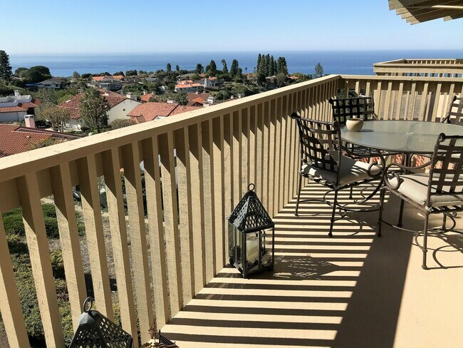 Los dos balcones de penthouse - increíbles vistas. - 6542 Ocean Crest Dr