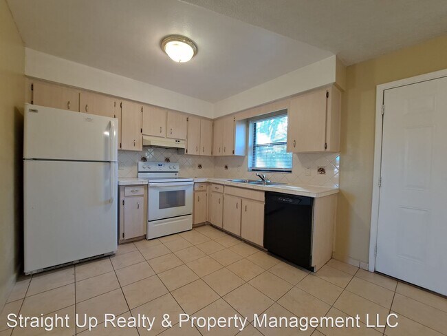 Foto del edificio - 3 br, 1.5 bath House - 598 Marklen Loop