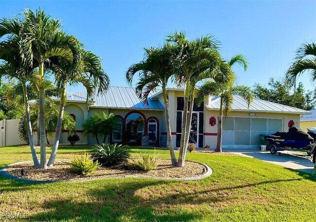 Building Photo - 2537 SW 29th Terrace