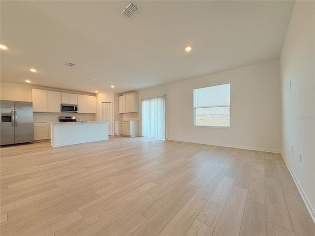 Building Photo - 6481 DOMIZIO Dr