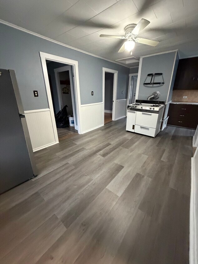 Foto principal - 571 Slade St