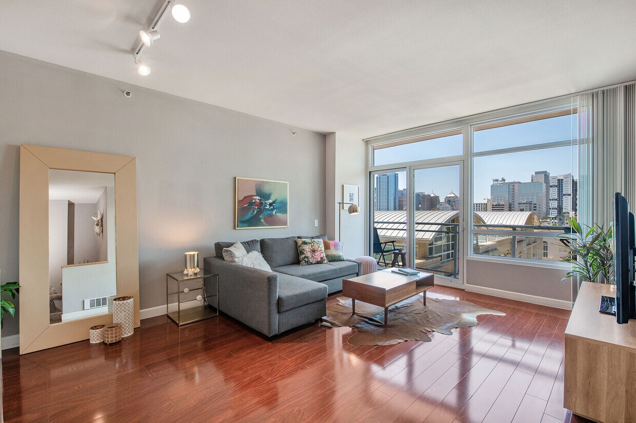 1 Lakeside Dr Unit 1107, Oakland, CA 94612 Condo for Rent in Oakland