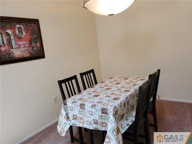 Foto del edificio - 307 Hampshire Ct