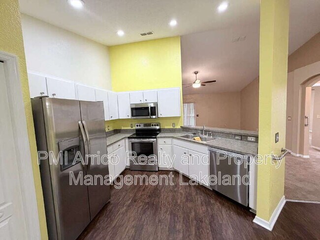 Building Photo - 5967 Hillside Heights Dr