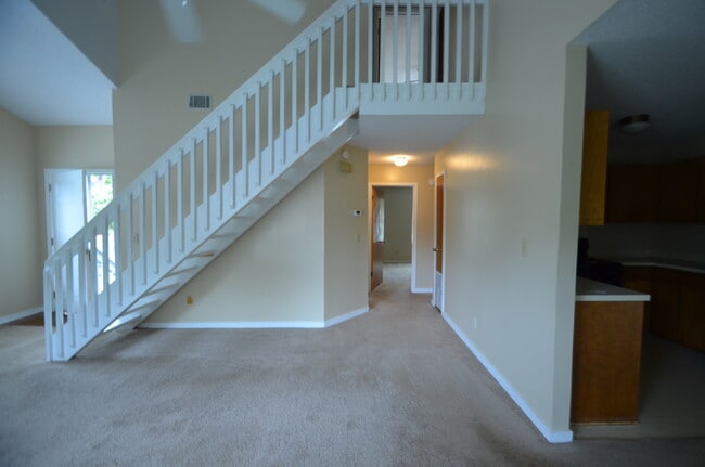 Building Photo - 7920 Parklane Ct