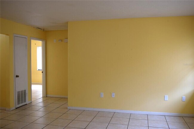 Foto del edificio - 7423 SW 42nd Pl