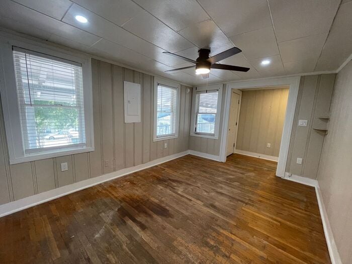 Primary Photo - Simply the BEST! Adorable 1 Bedroom/1 Bath...