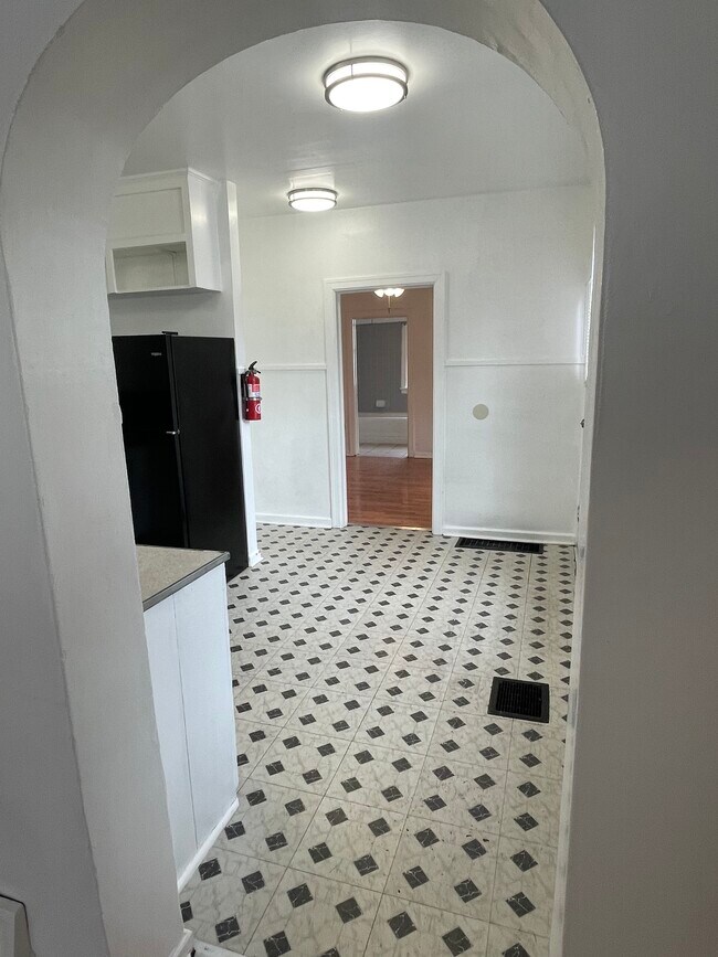 Kitchen - 1059 S 300 E