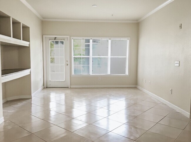 Foto del edificio - 3735 Conroy Rd