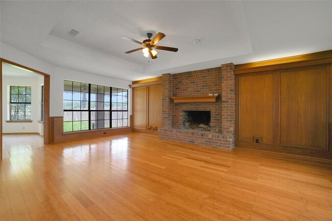 Building Photo - 601 Cedar Ridge Dr