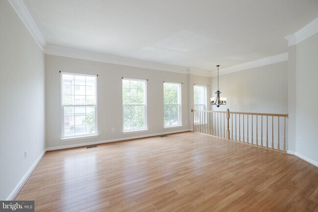 Building Photo - 5319 Waldo Dr