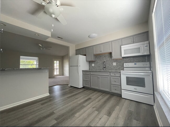 Building Photo - 13413 Pine Needle Ln