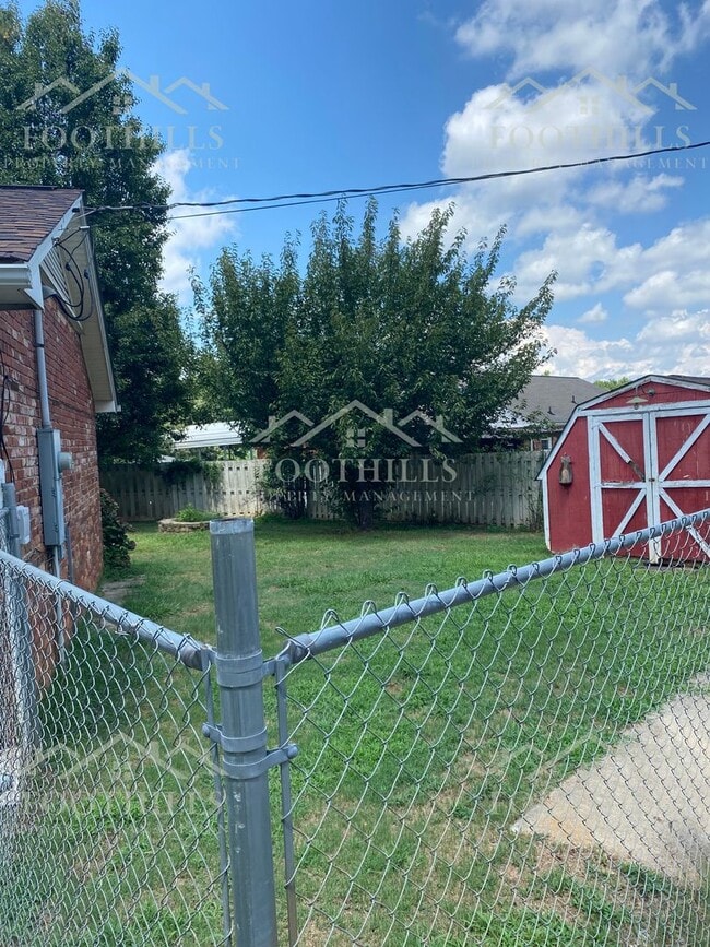Foto del edificio - 209 Brentwood Cir