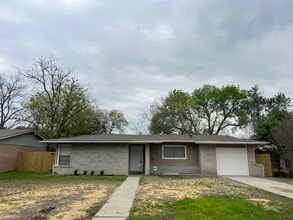 Building Photo - 546 Artemis Dr