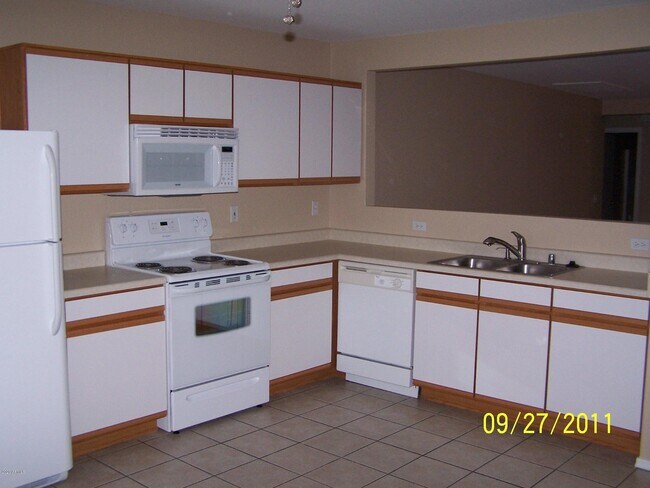 Foto del edificio - 9225 W Pierson St