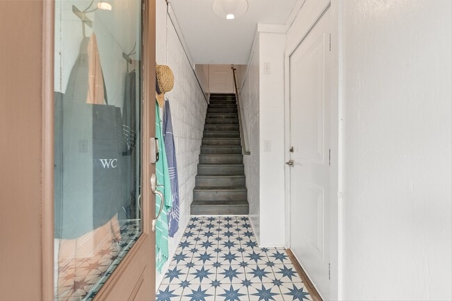 Photo - 958 Key Colony Ct House