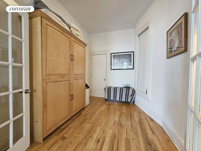 Building Photo - 104 Bedford Ave