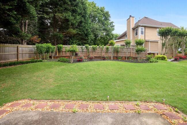 Foto del edificio - 2808 Ashwood Pl
