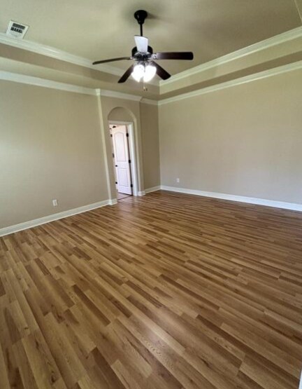 Foto del edificio - 120 Endicott Dr