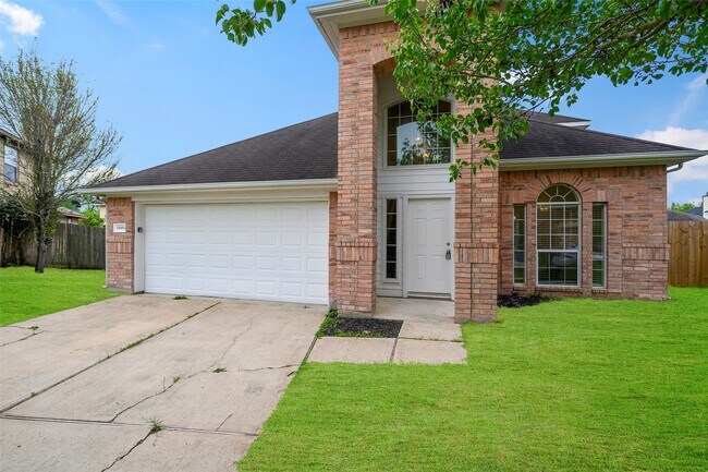Foto del edificio - 18401 Sunrise Oaks Ct