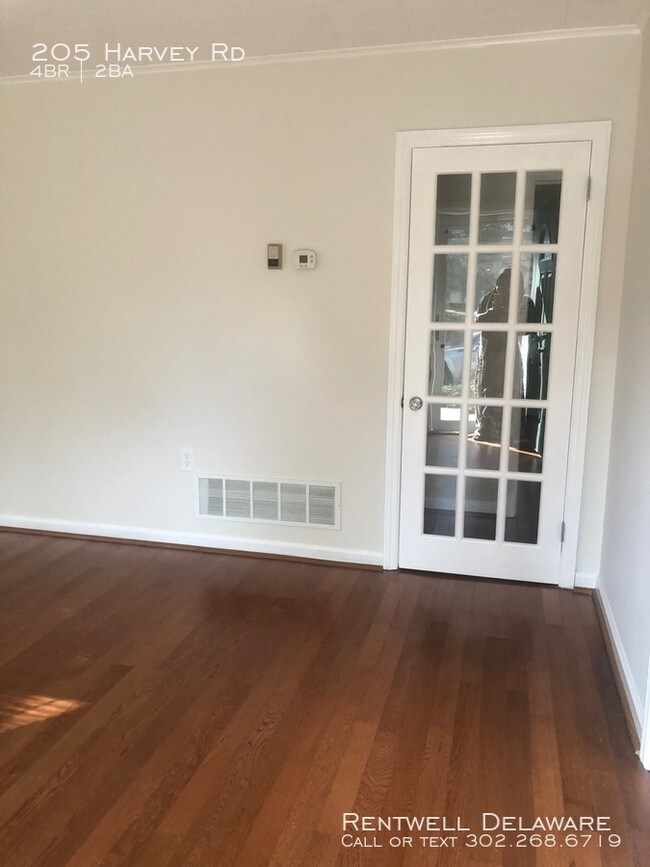 Foto del edificio - 4 bedroom 2 bath In Claymont (1450.00)