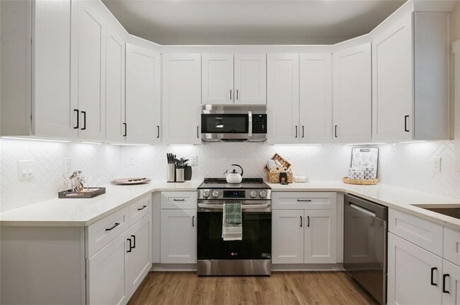 Foto del edificio - 4620 Timrose Rd NW