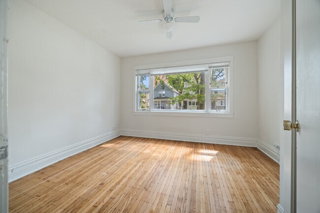 Foto del edificio - 1011 Garnett Pl