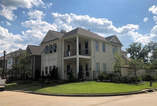 Building Photo - 227 Bonnie Ridge Cir