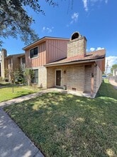 Building Photo - 101 A Maplewood Dr