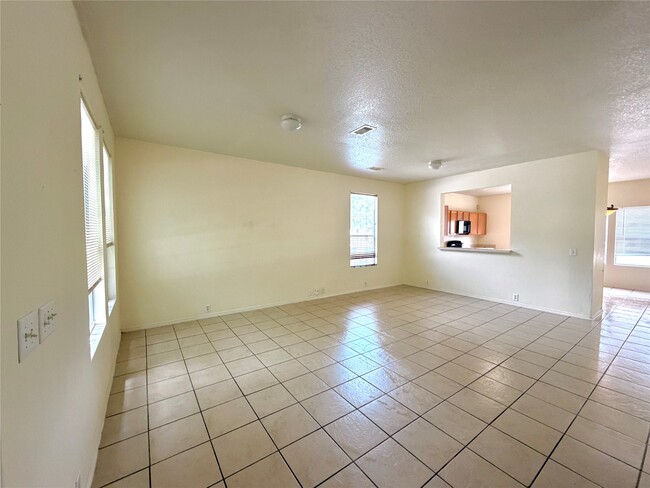 Building Photo - 23854 Township Elm St