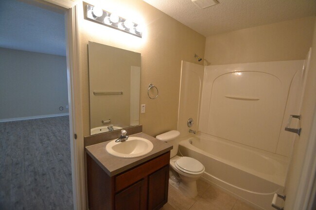 Building Photo - 747 Flower Fields Ln