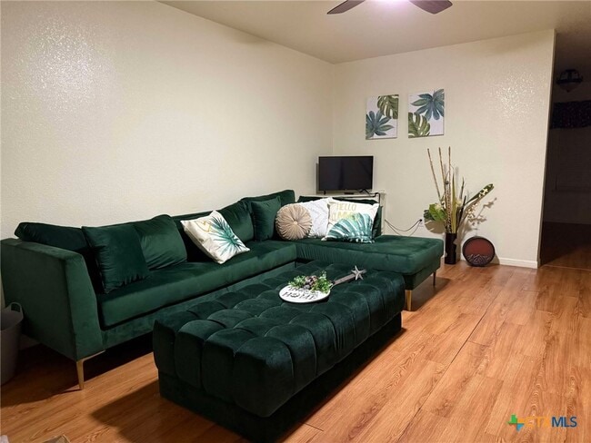 Foto del edificio - 1008 Circle M Dr