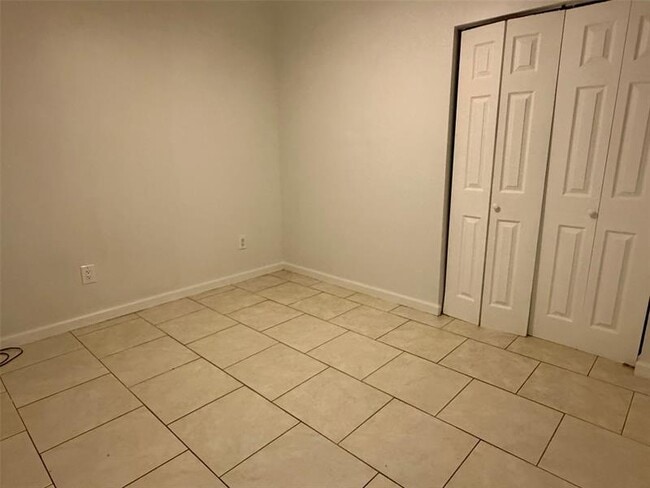 Building Photo - 1217 NW 7th Ave